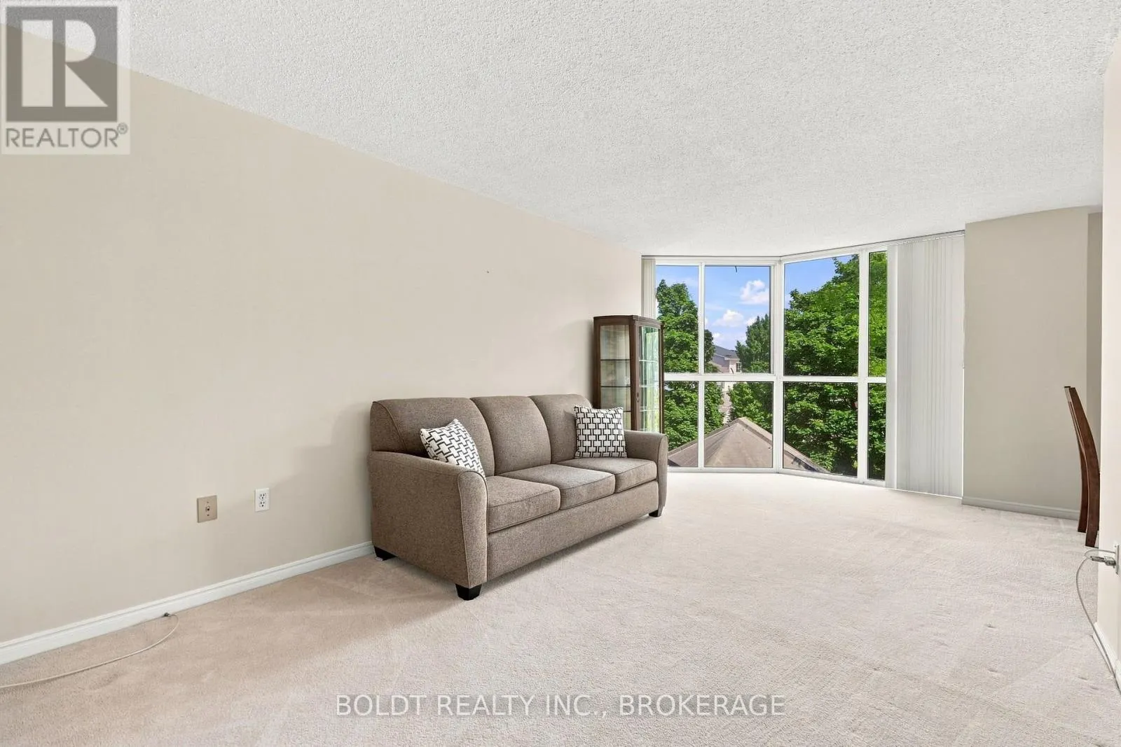 306 - 162 MARTINDALE ROAD #306