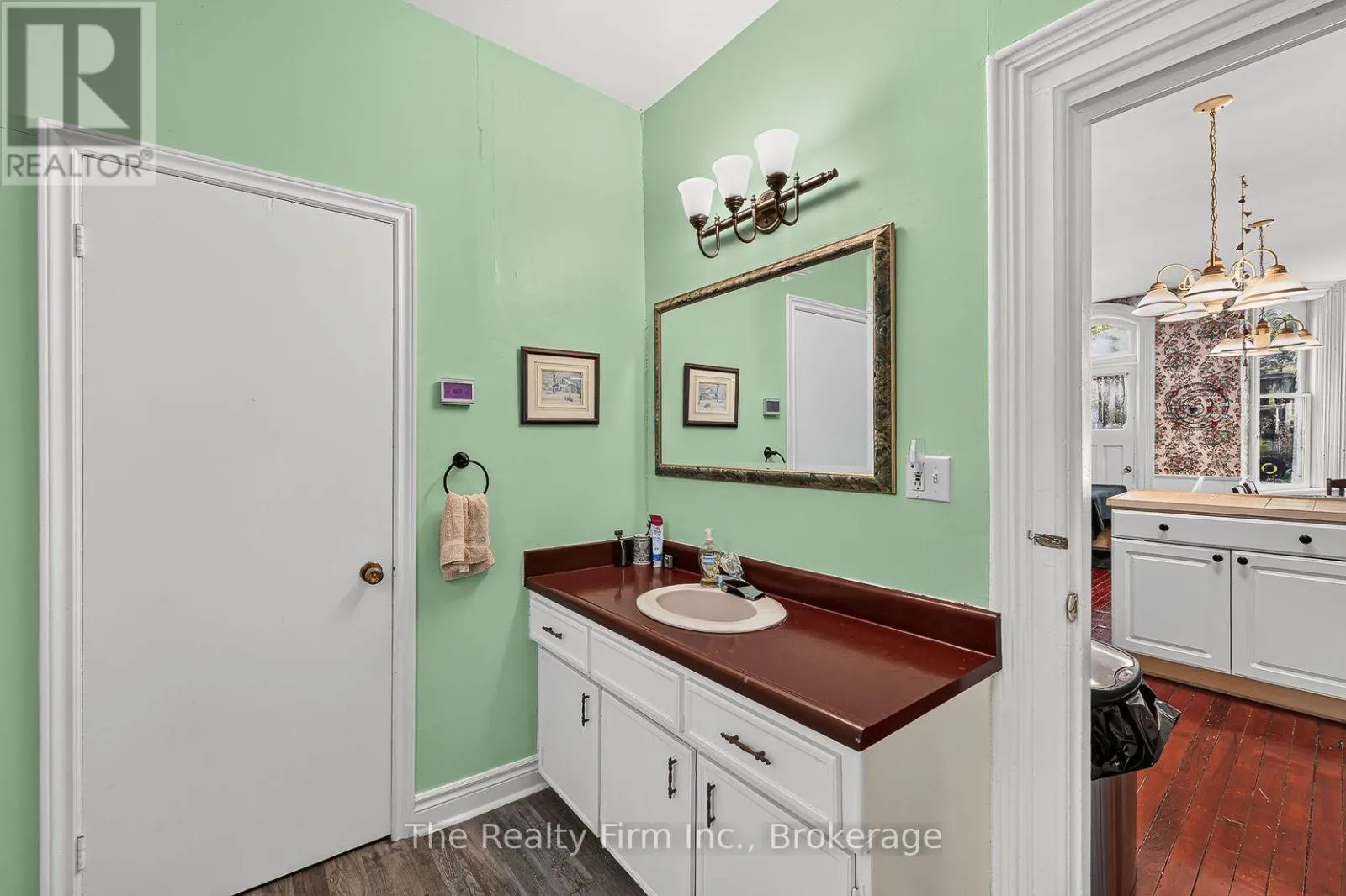 12 STOVER STREET S