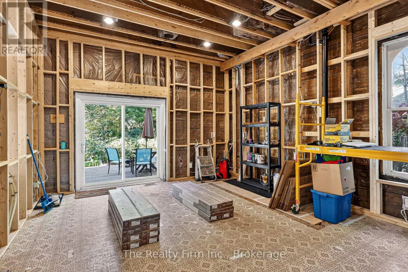 12 STOVER STREET S