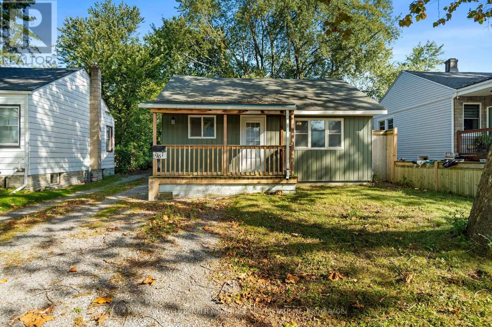16 ACHILLES AVENUE