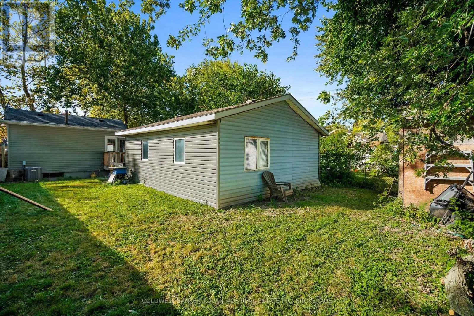 16 ACHILLES AVENUE