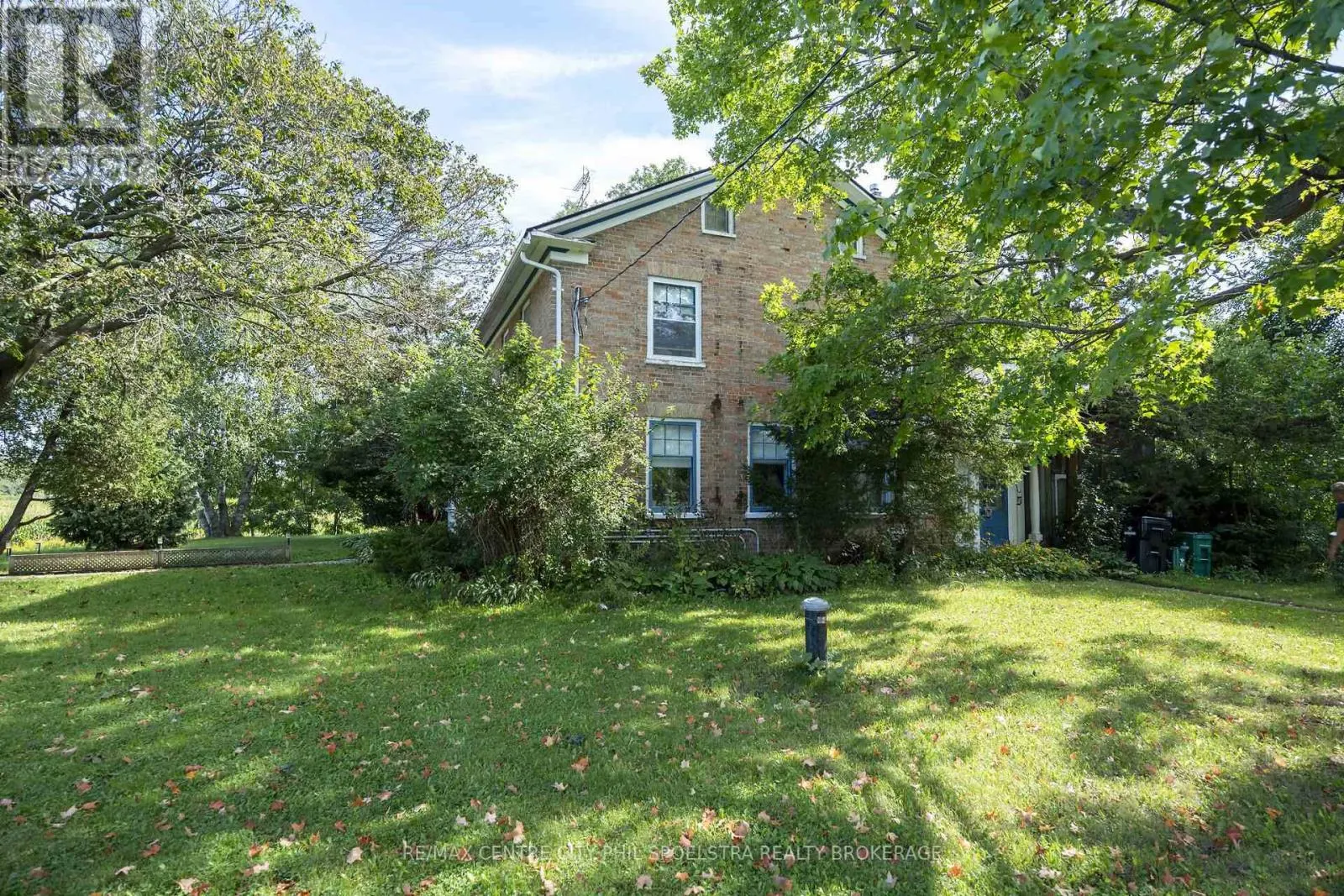 1000 BRIDGE STREET E
