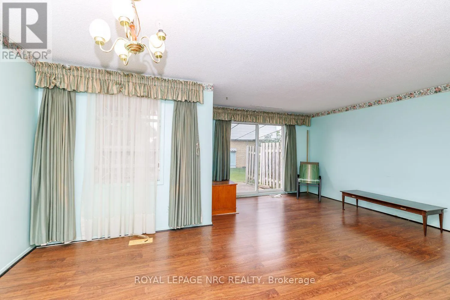 1 - 242 LAKEPORT ROAD #1