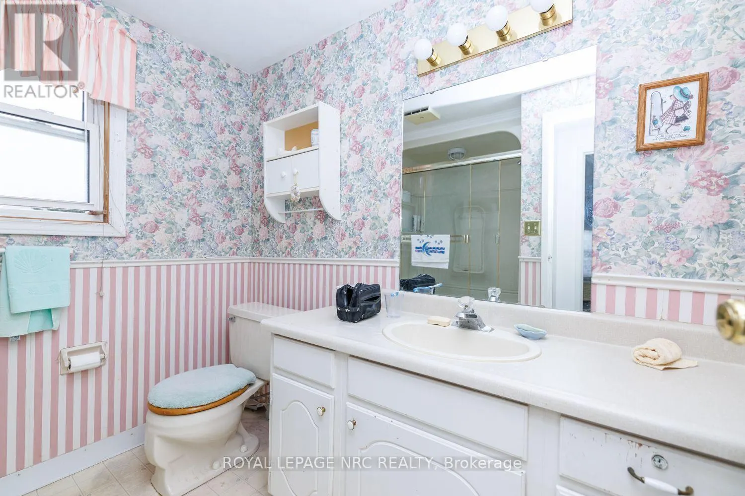 1 - 242 LAKEPORT ROAD #1