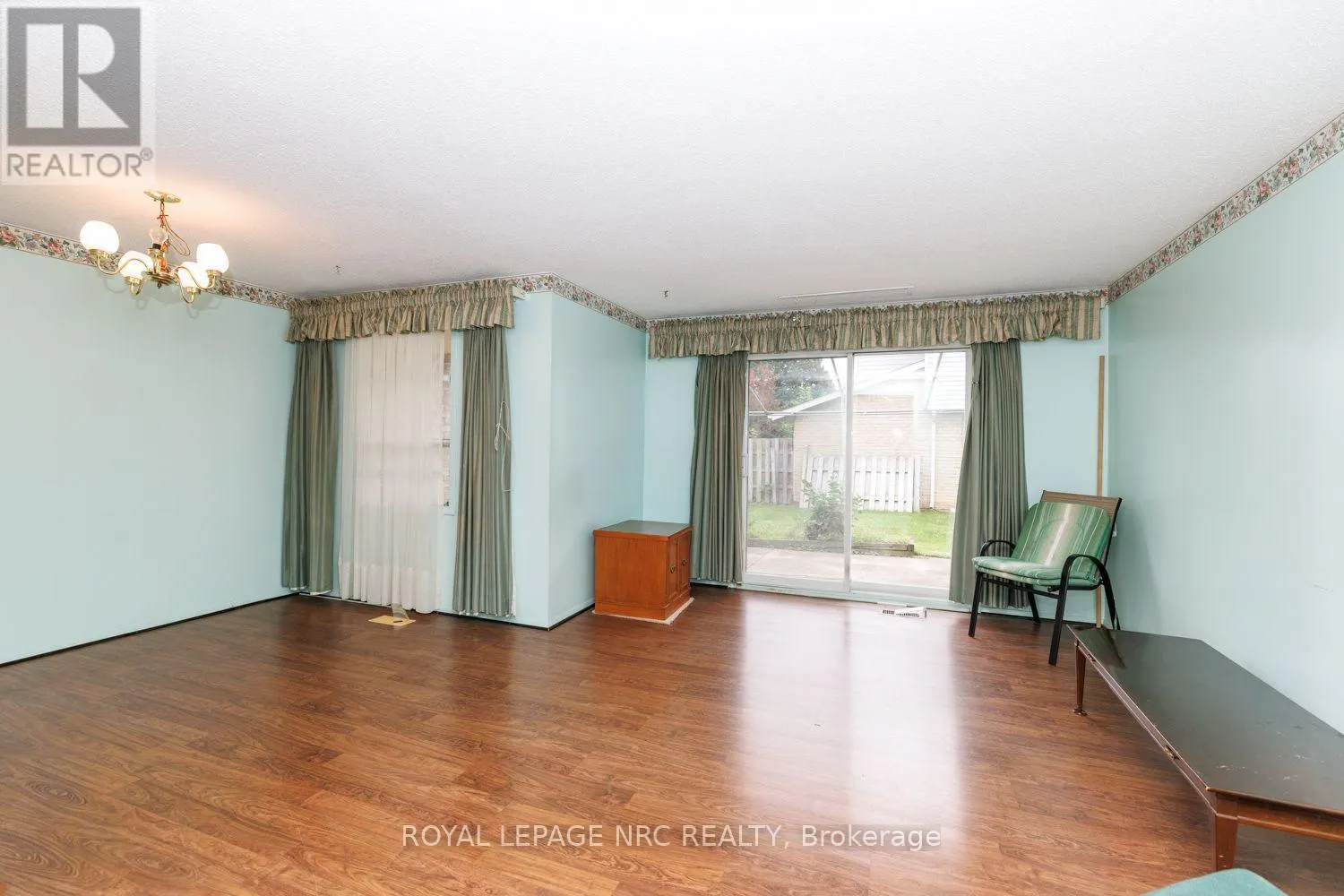 1 - 242 LAKEPORT ROAD #1