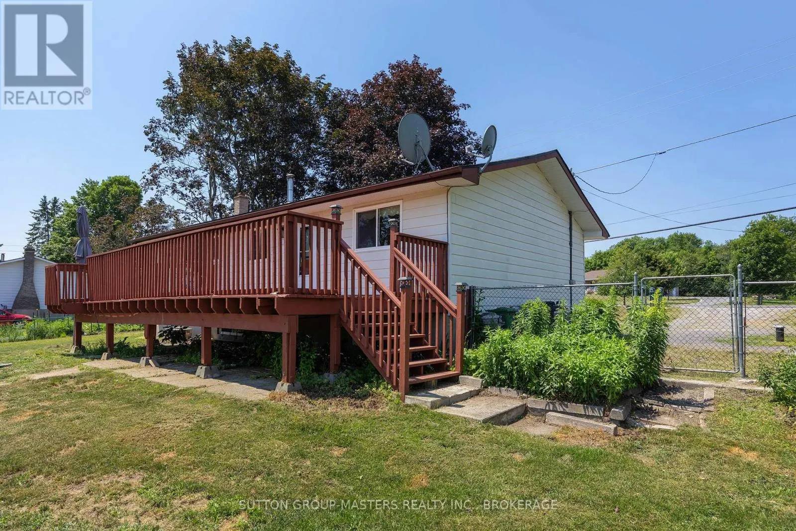 2212 BATTERSEA ROAD