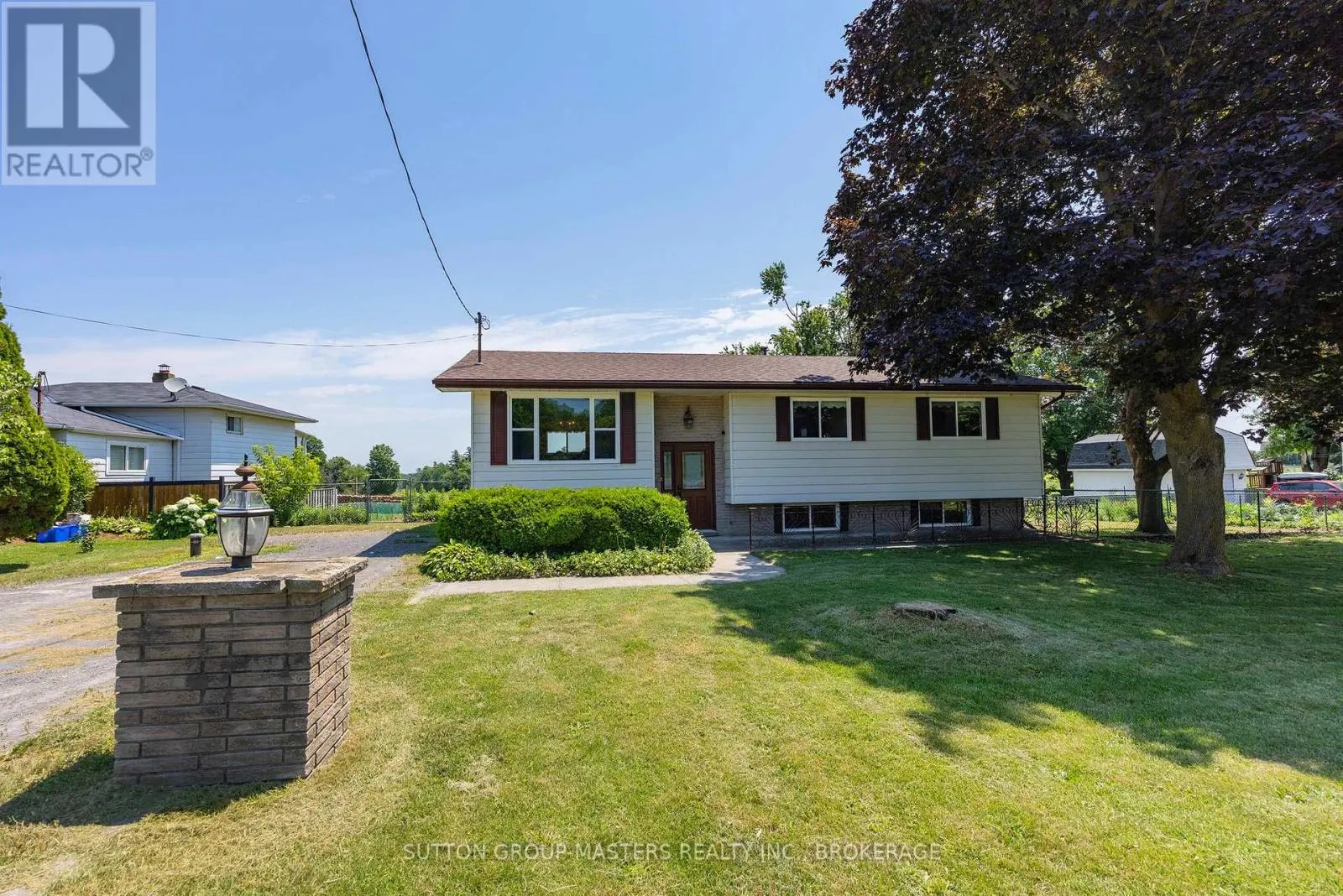 2212 BATTERSEA ROAD