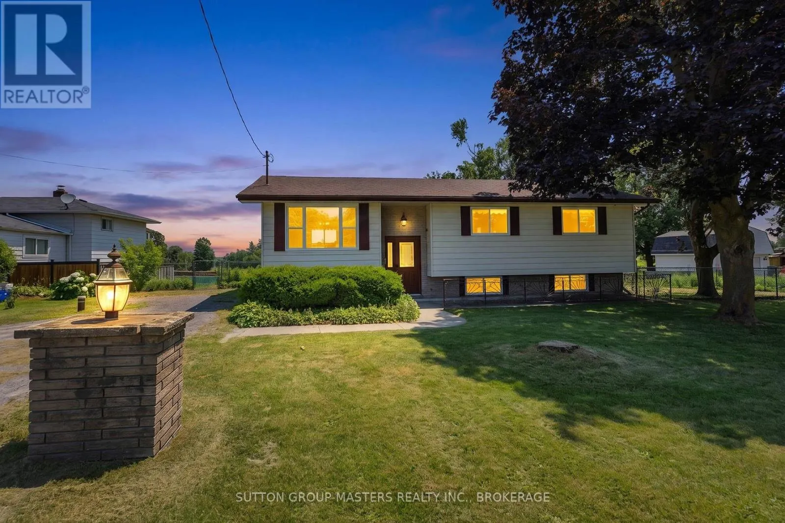 2212 BATTERSEA ROAD