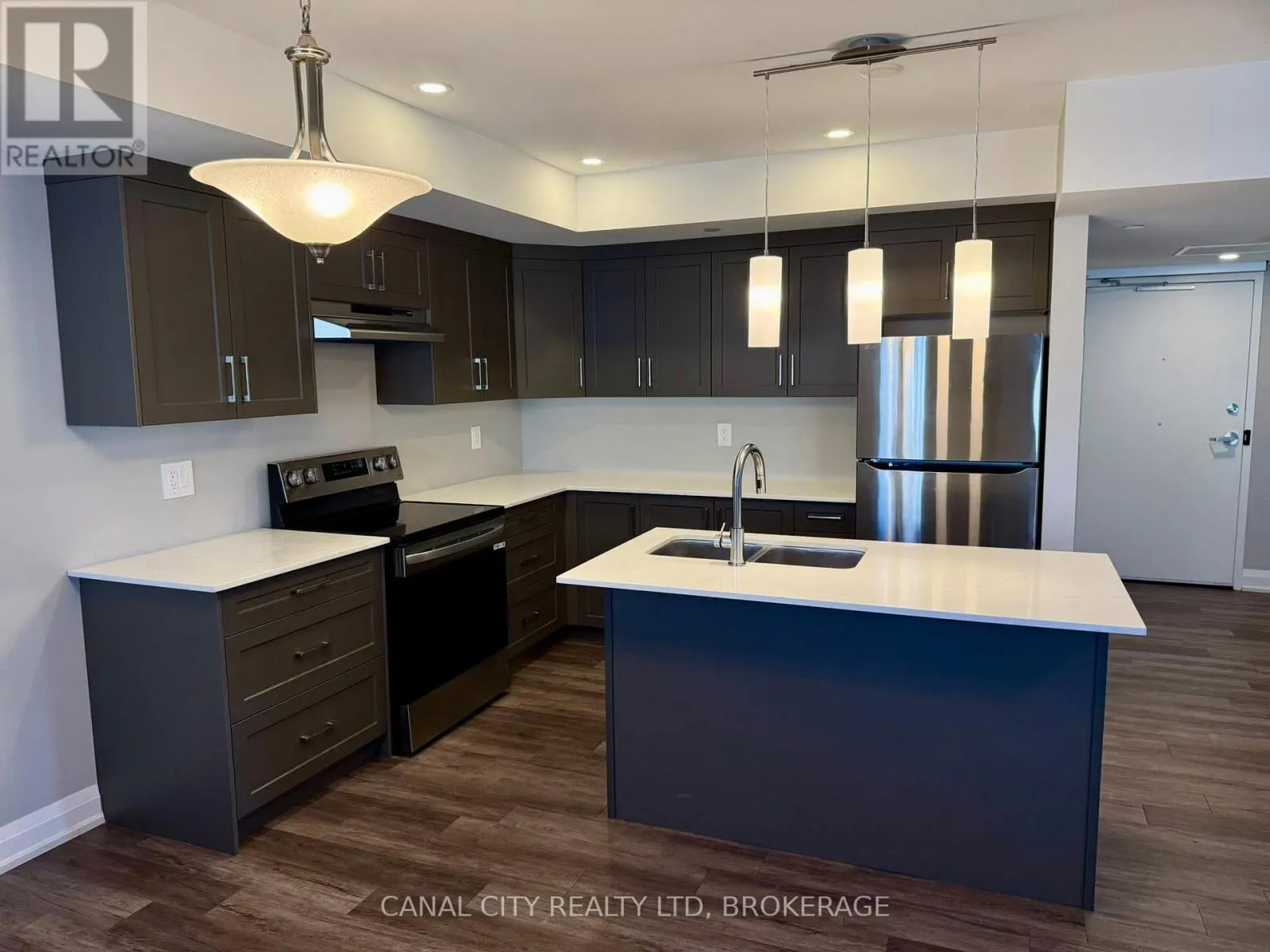4 - 6 ANN STREET #4