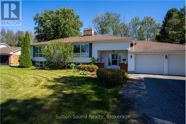 130 CLEARVIEW CRESCENT