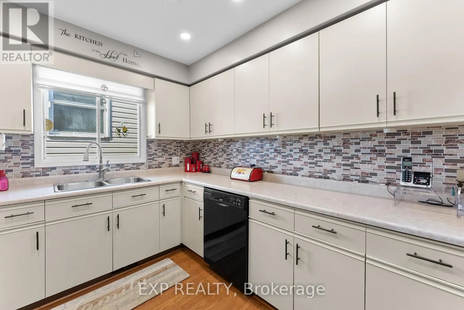124 ST AUGUSTINE DRIVE