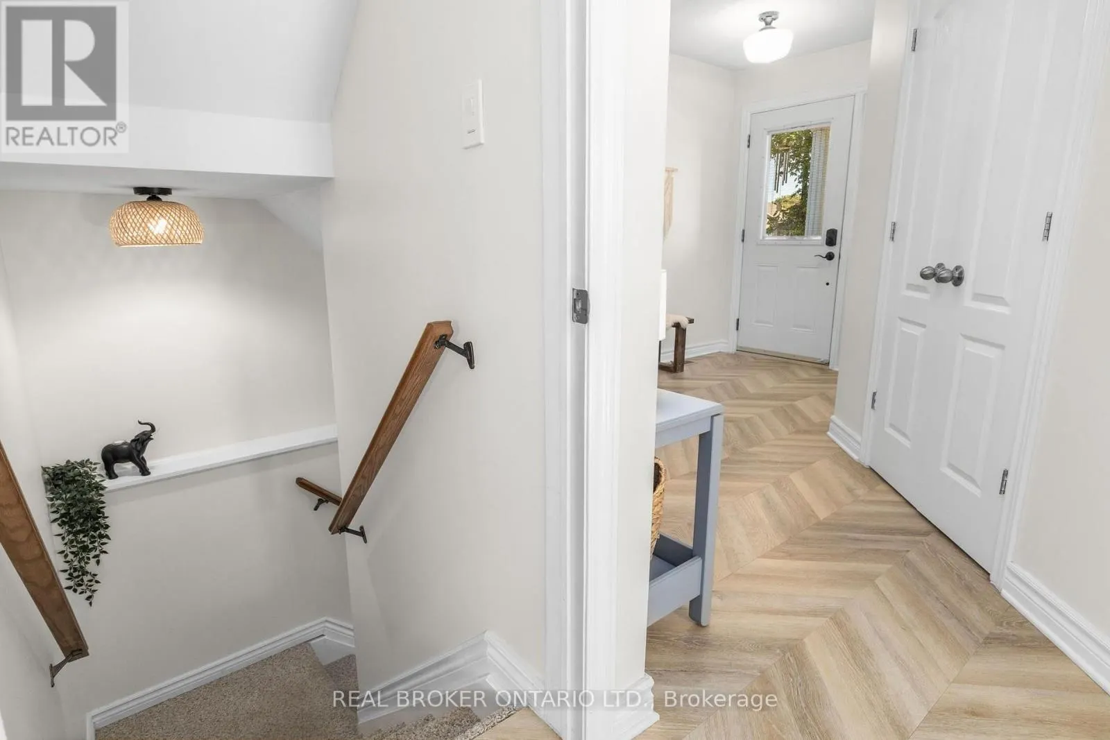 83 COMBA DRIVE