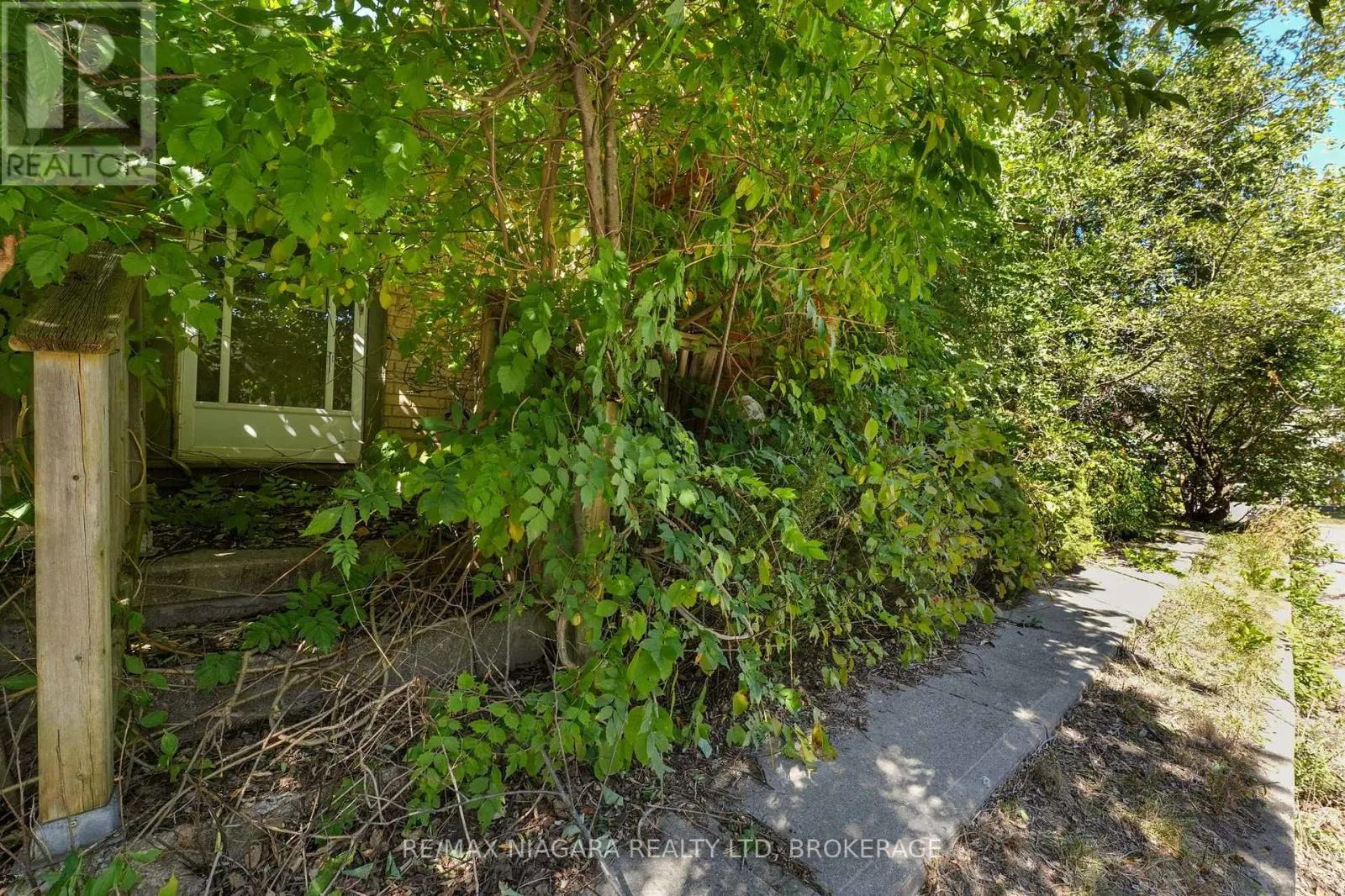 156 TERRACE HILL STREET