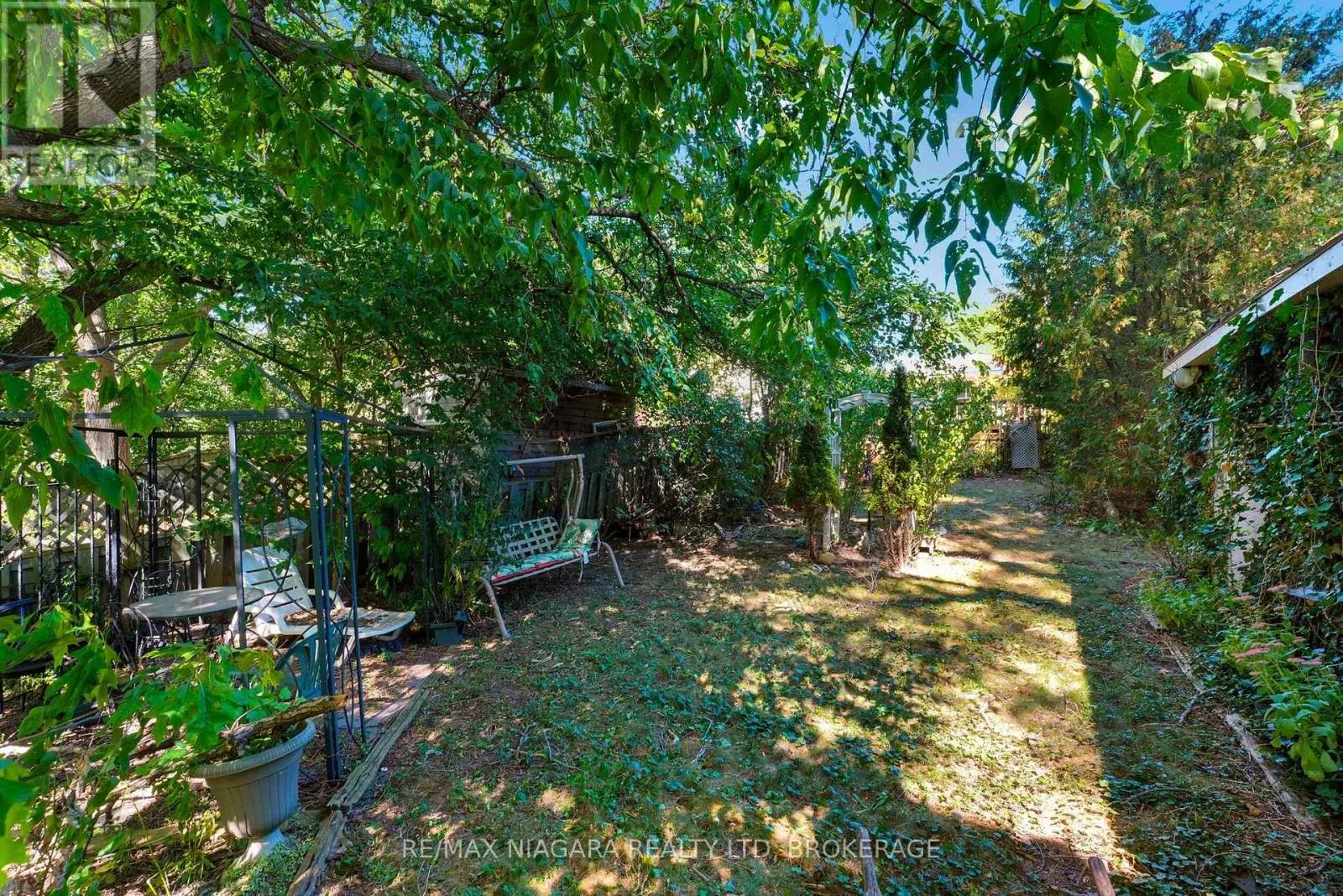 156 TERRACE HILL STREET
