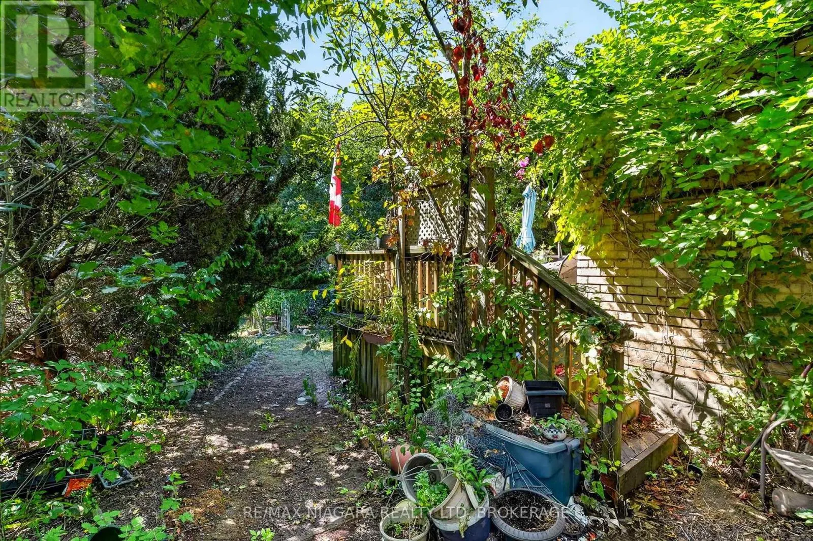 156 TERRACE HILL STREET