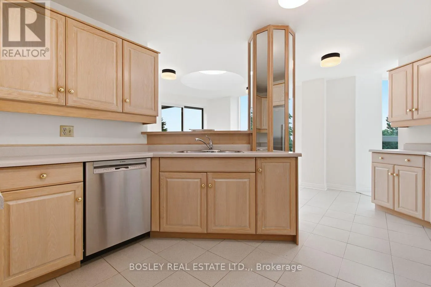 2604 - 701 GENEVA STREET #2604