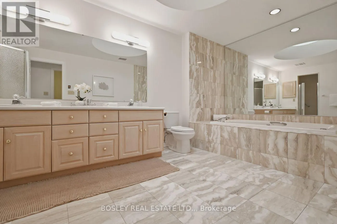 2604 - 701 GENEVA STREET #2604