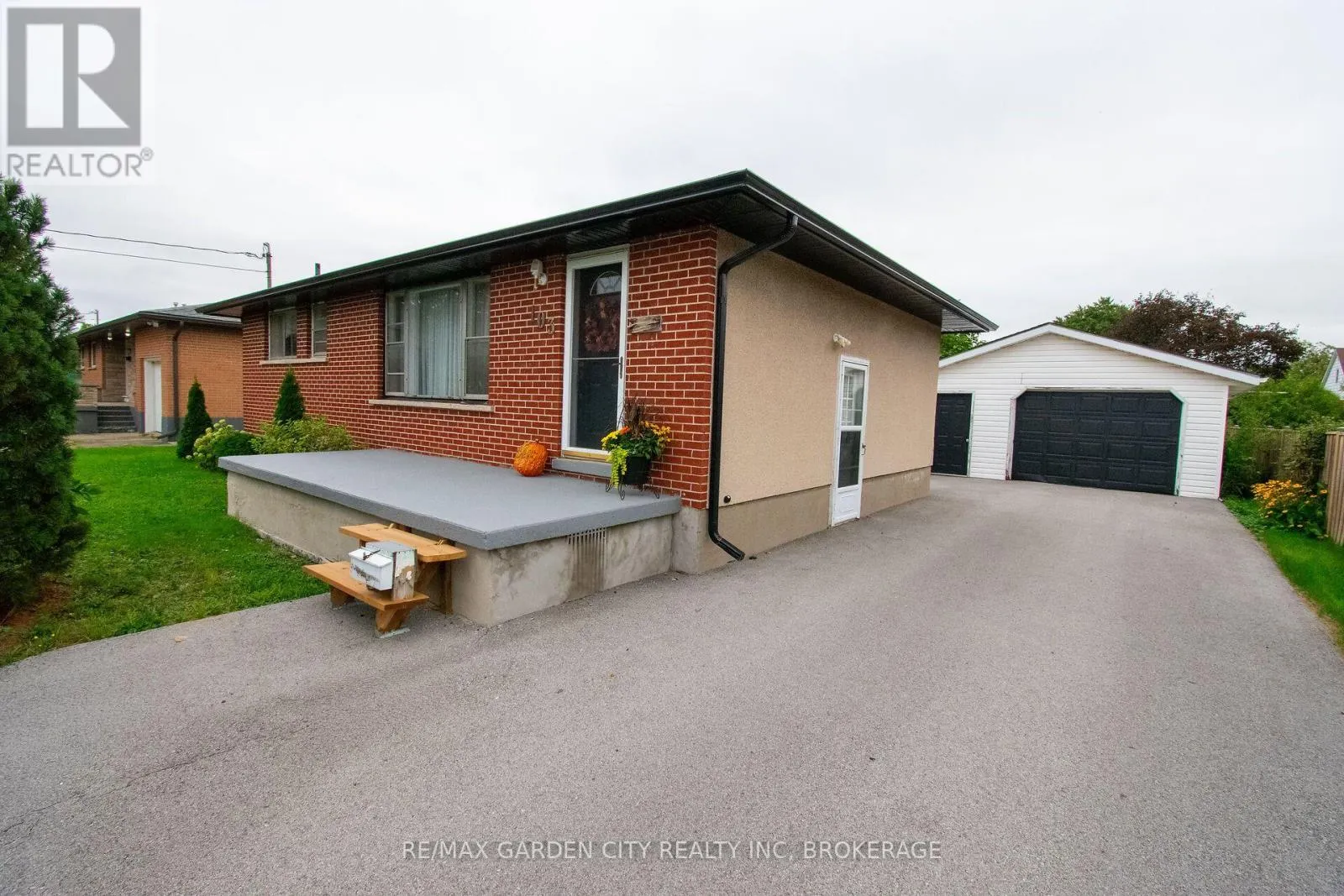 103 KILGOUR AVENUE