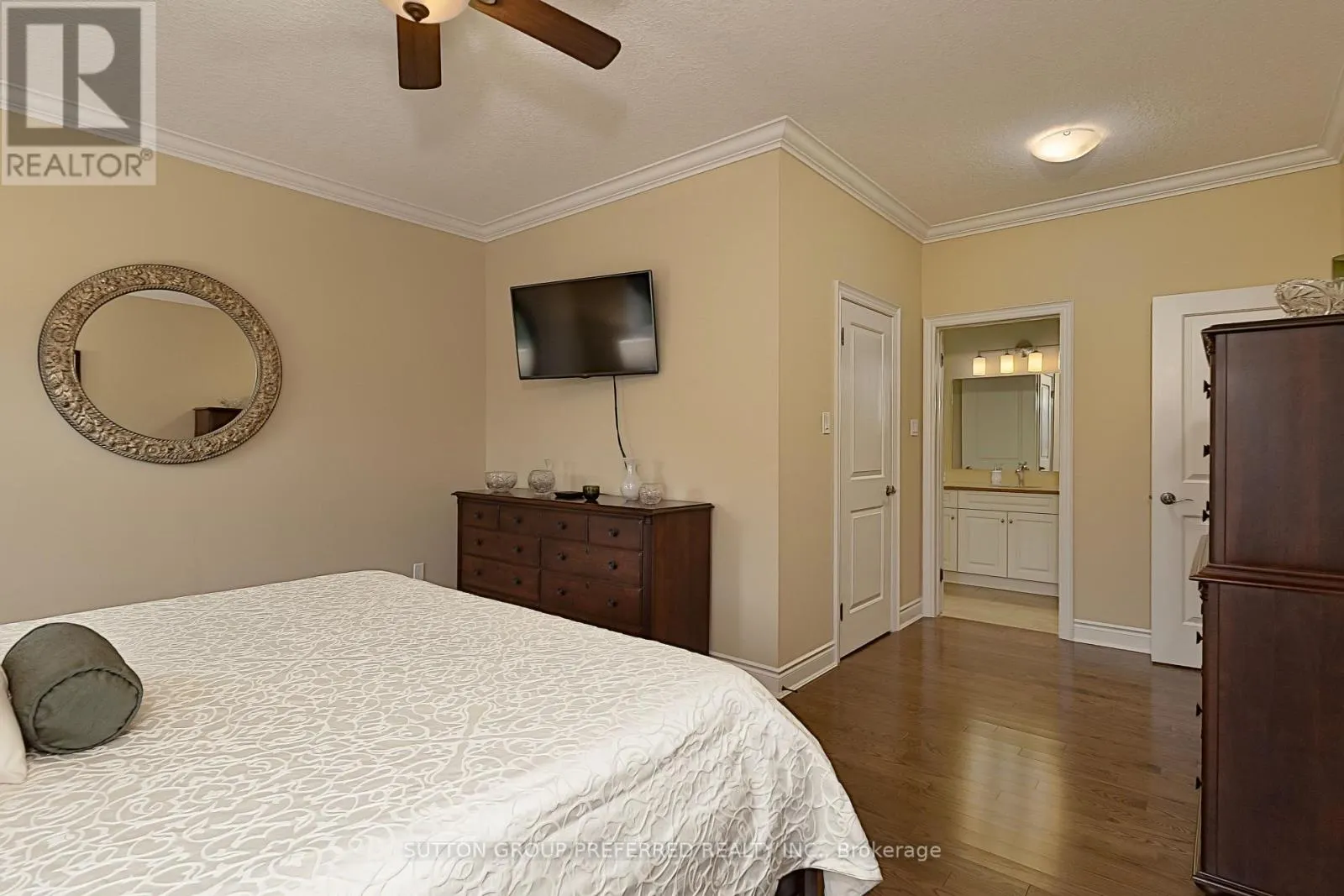 38 BRENMAR CRESCENT