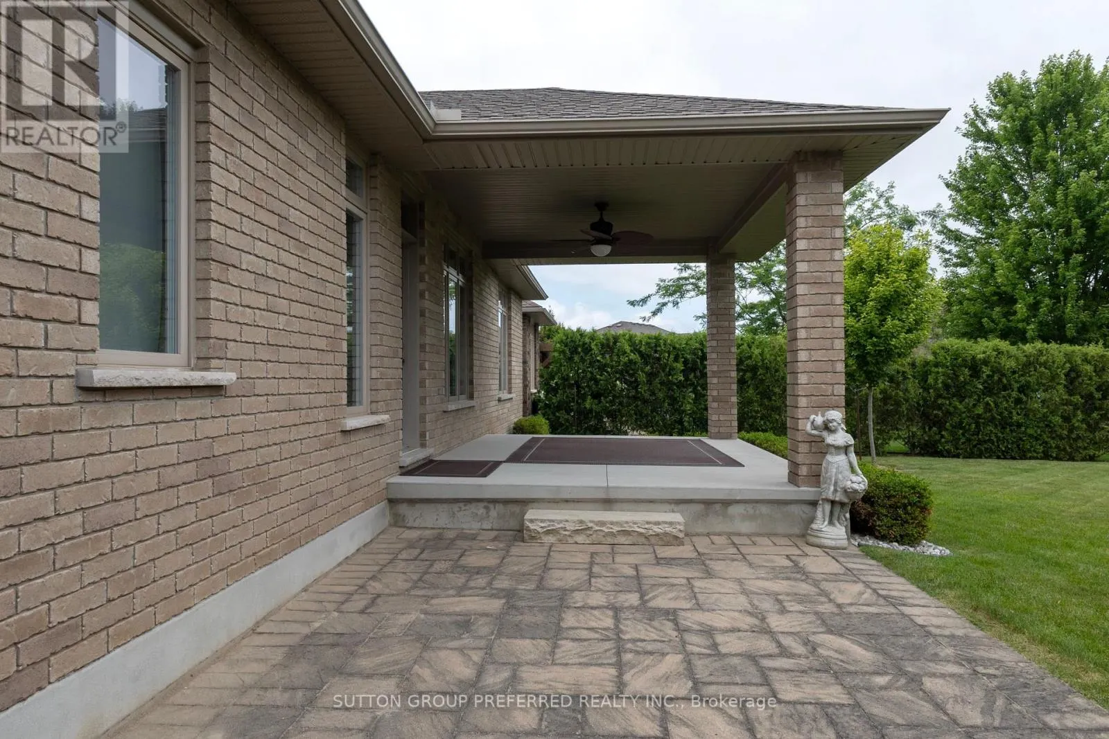 38 BRENMAR CRESCENT
