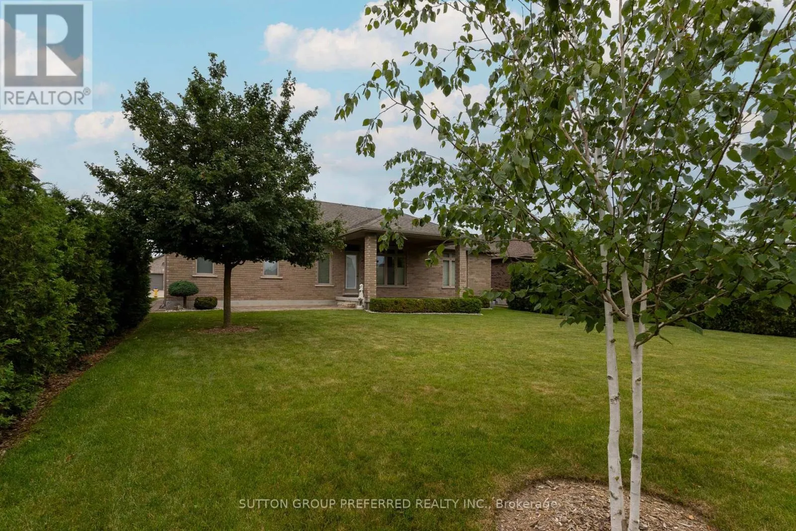 38 BRENMAR CRESCENT
