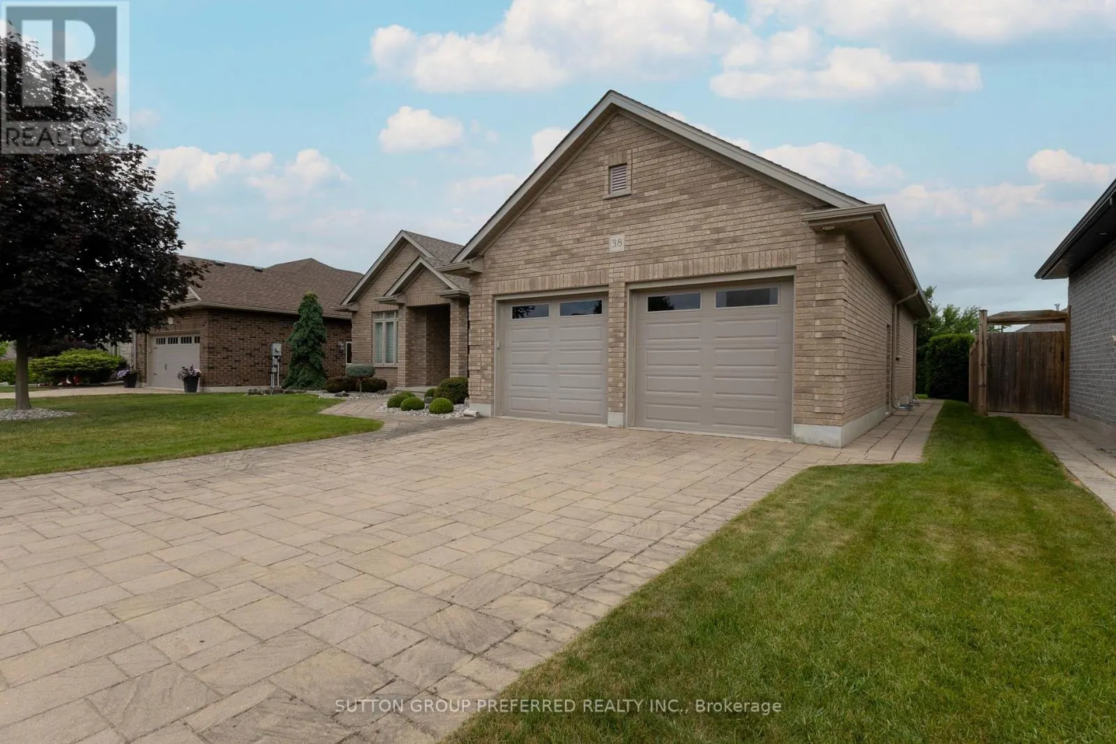 38 BRENMAR CRESCENT