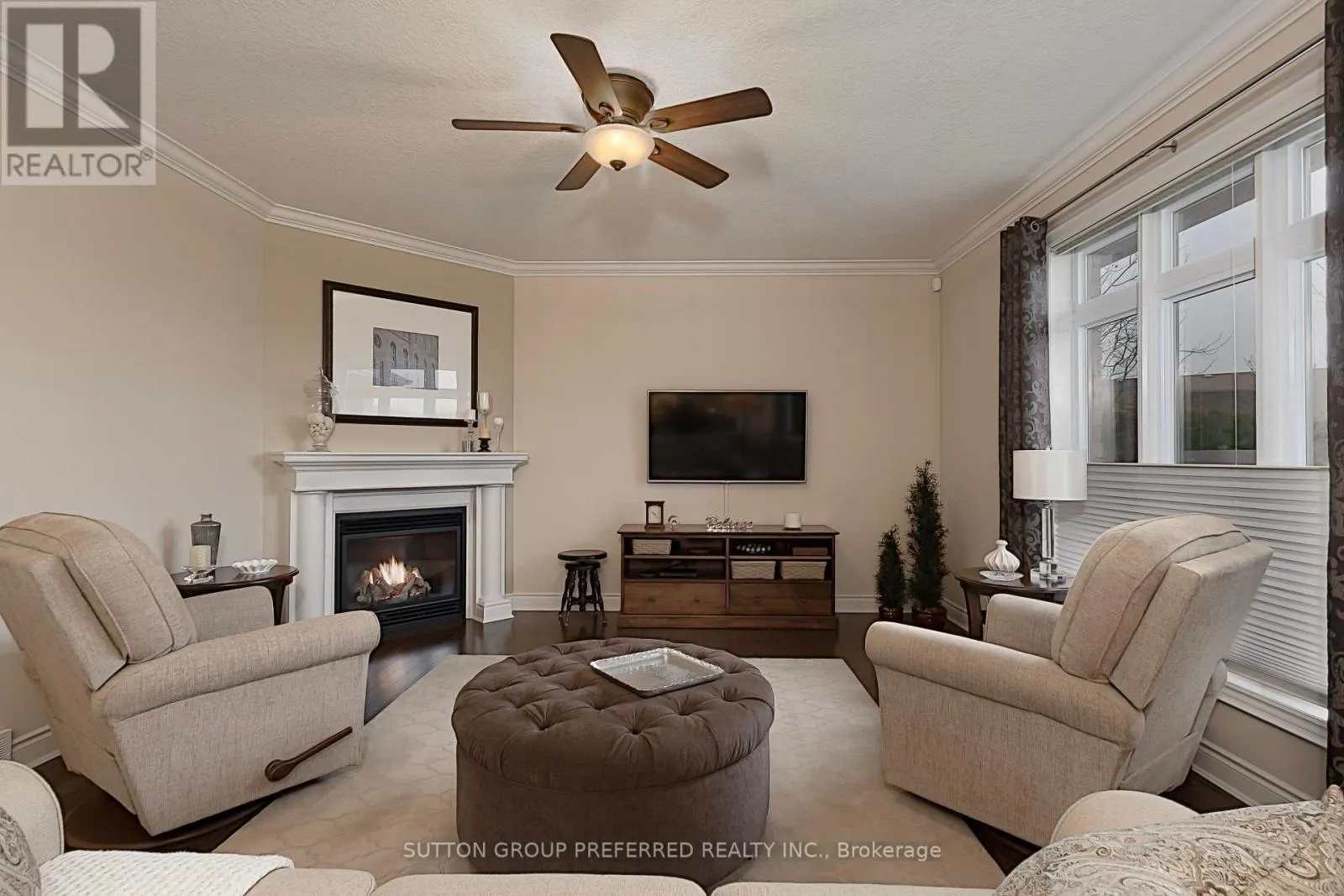 38 BRENMAR CRESCENT
