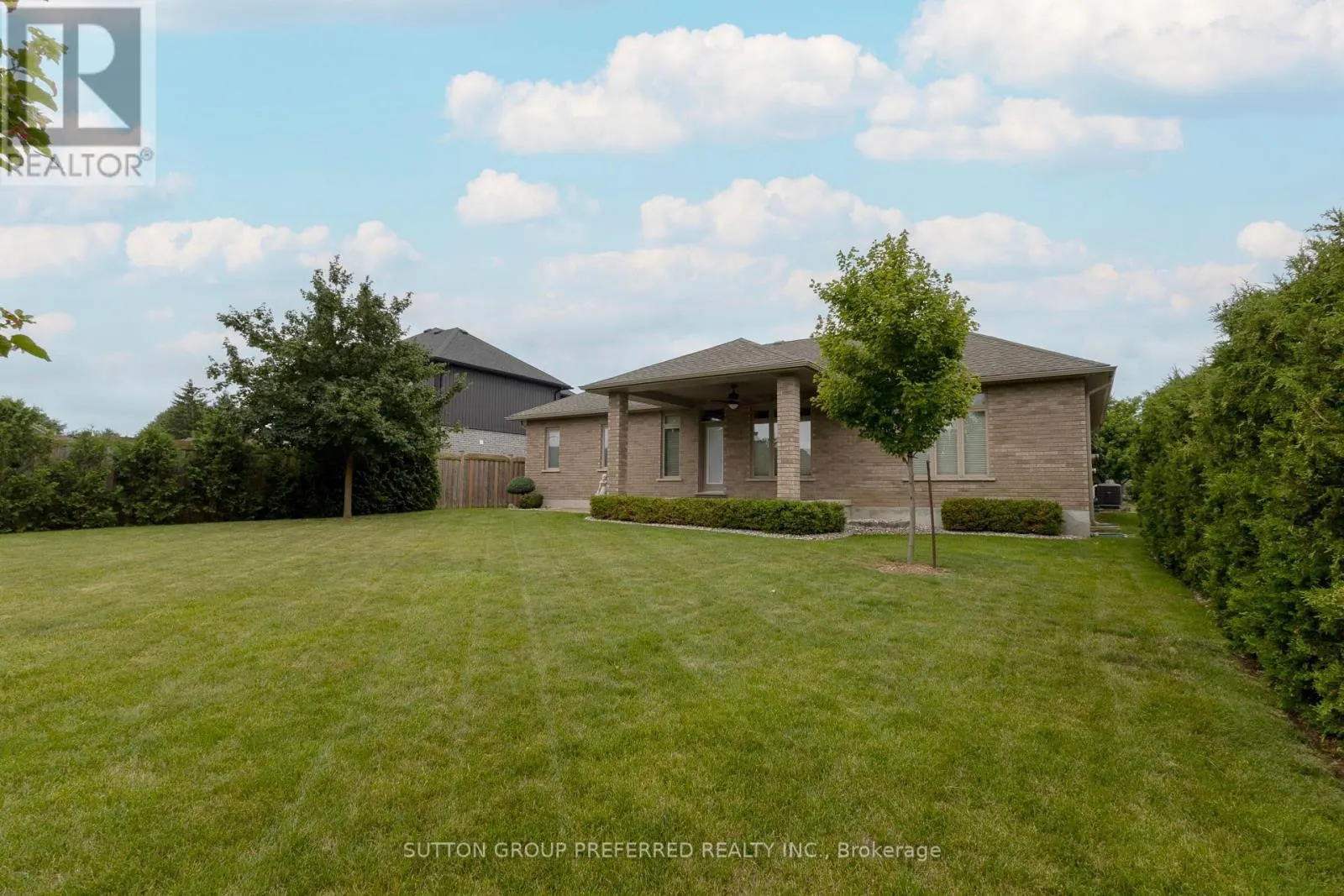 38 BRENMAR CRESCENT