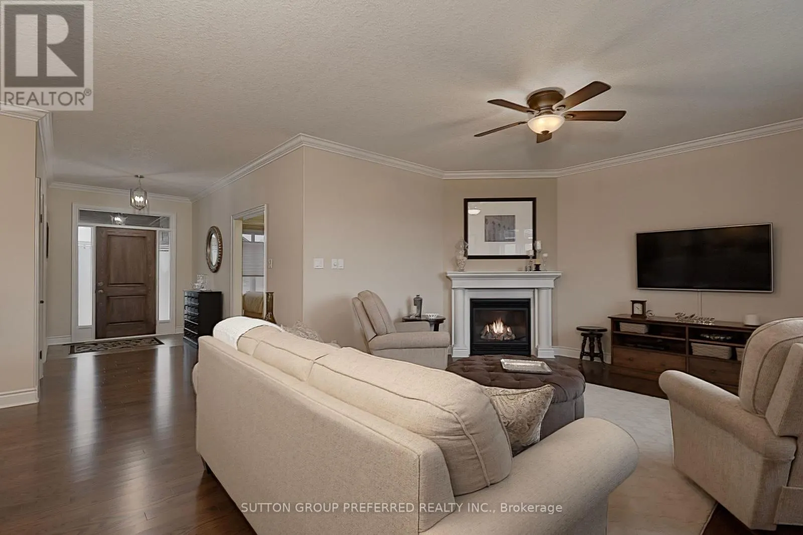 38 BRENMAR CRESCENT