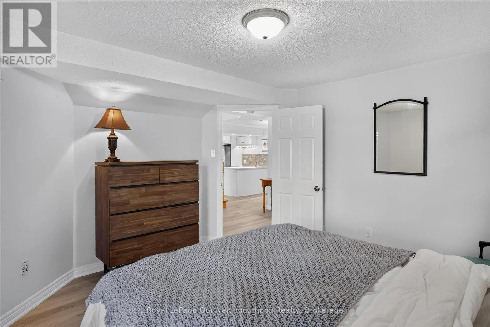 1072 SILVERDALE ROAD
