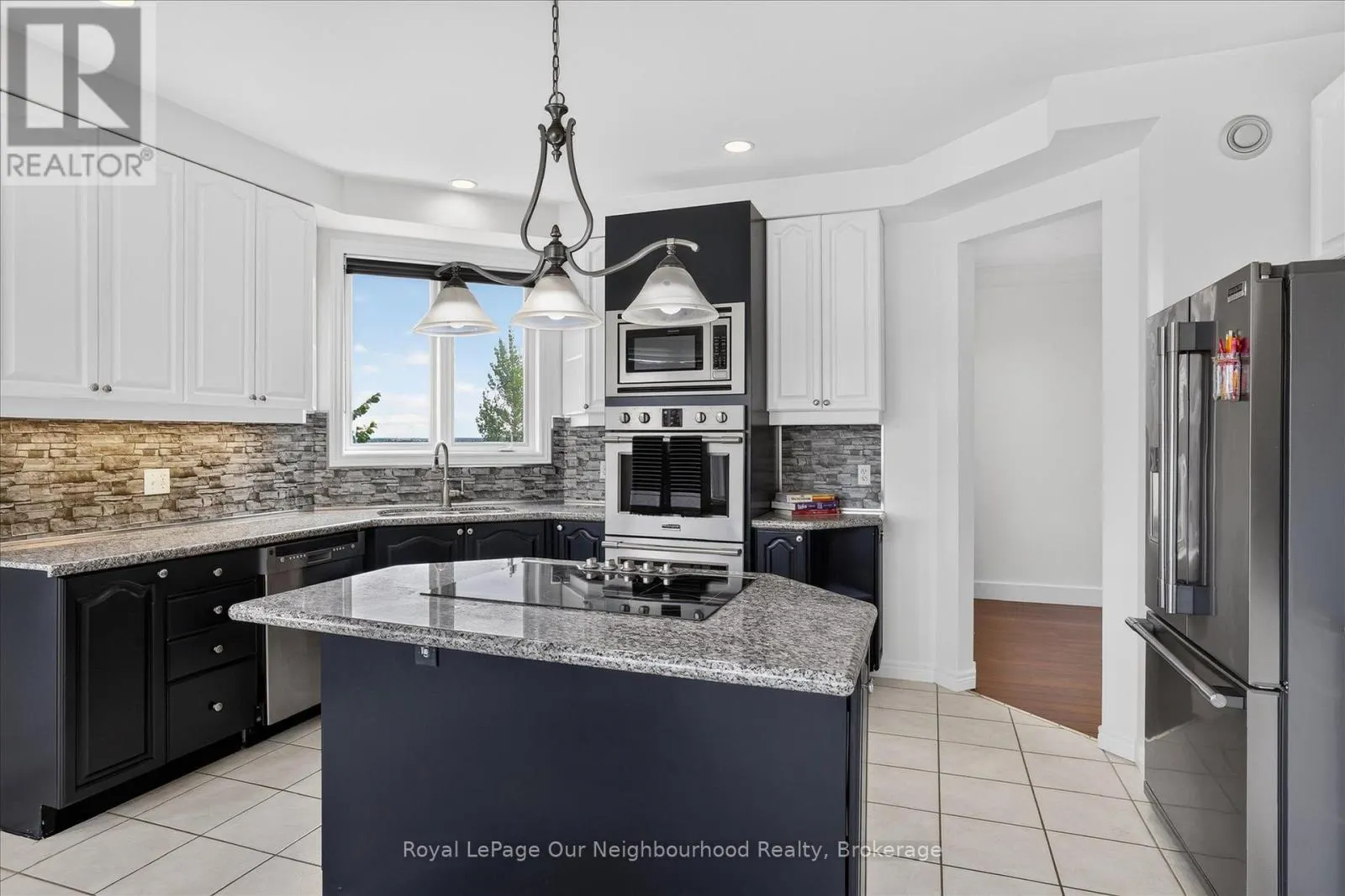 1072 SILVERDALE ROAD