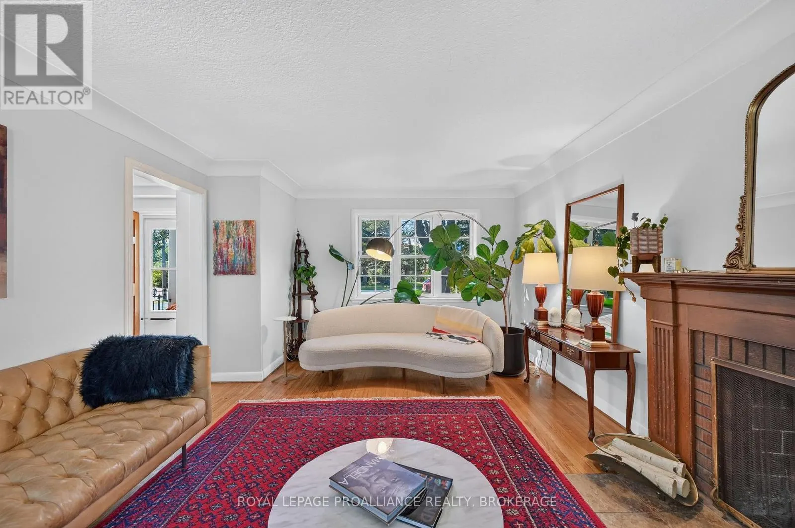 289 AVENUE ROAD