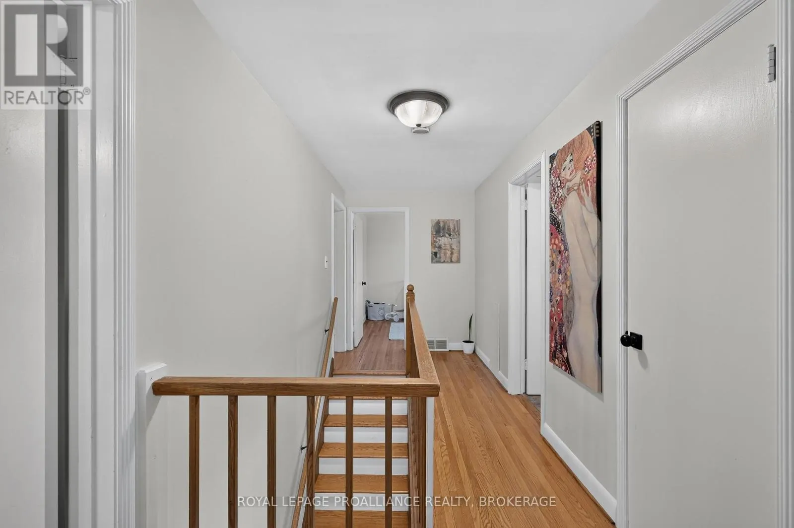 289 AVENUE ROAD