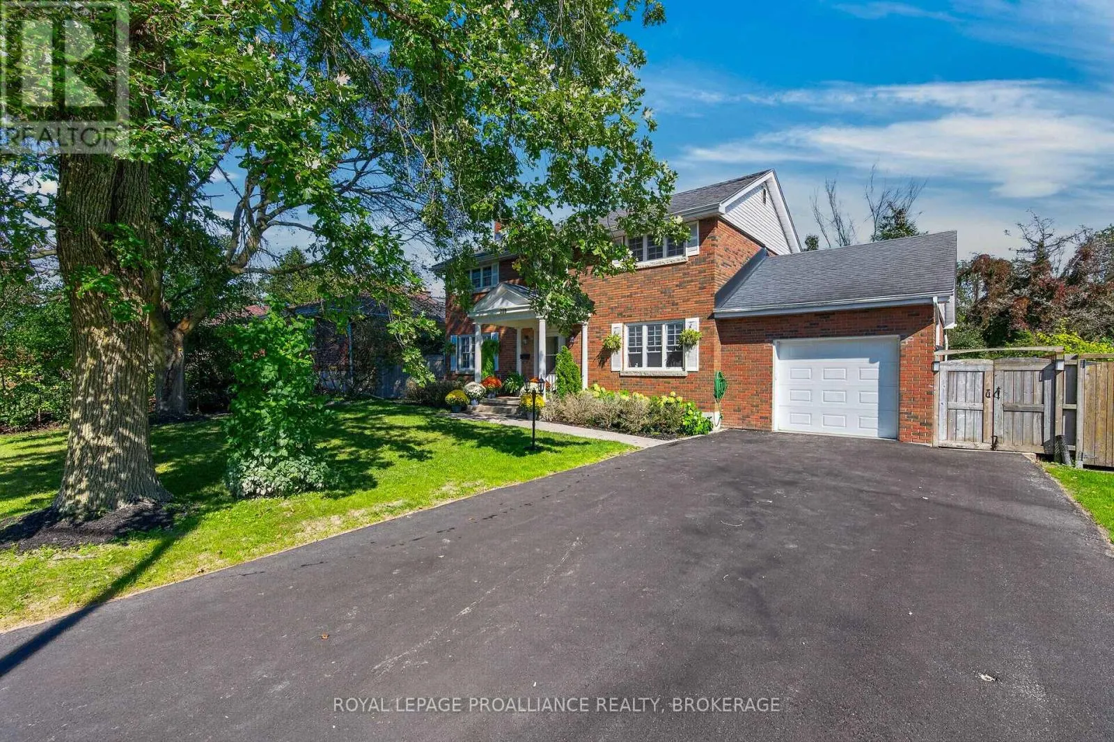 289 AVENUE ROAD