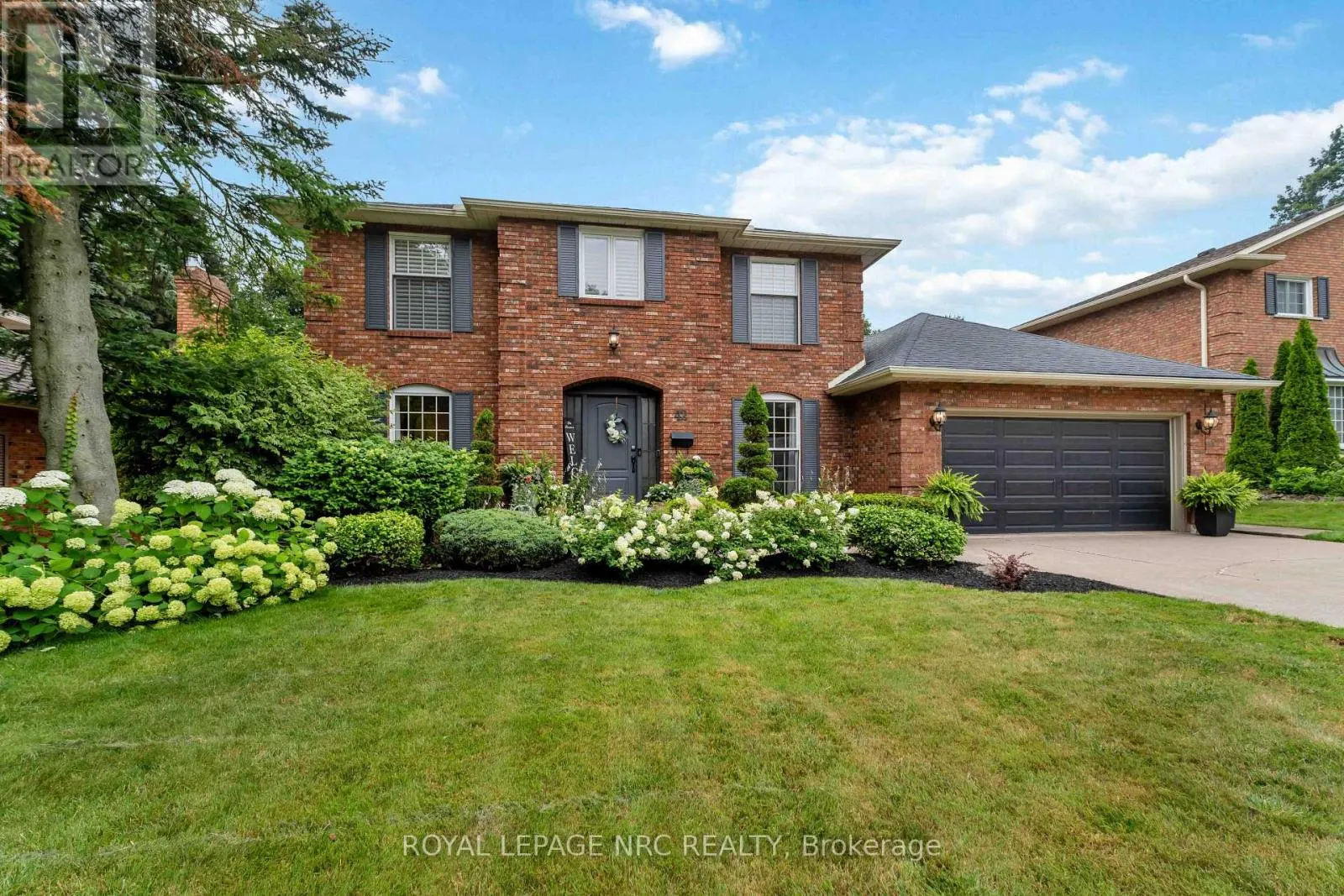42 FORESTHILL CRESCENT