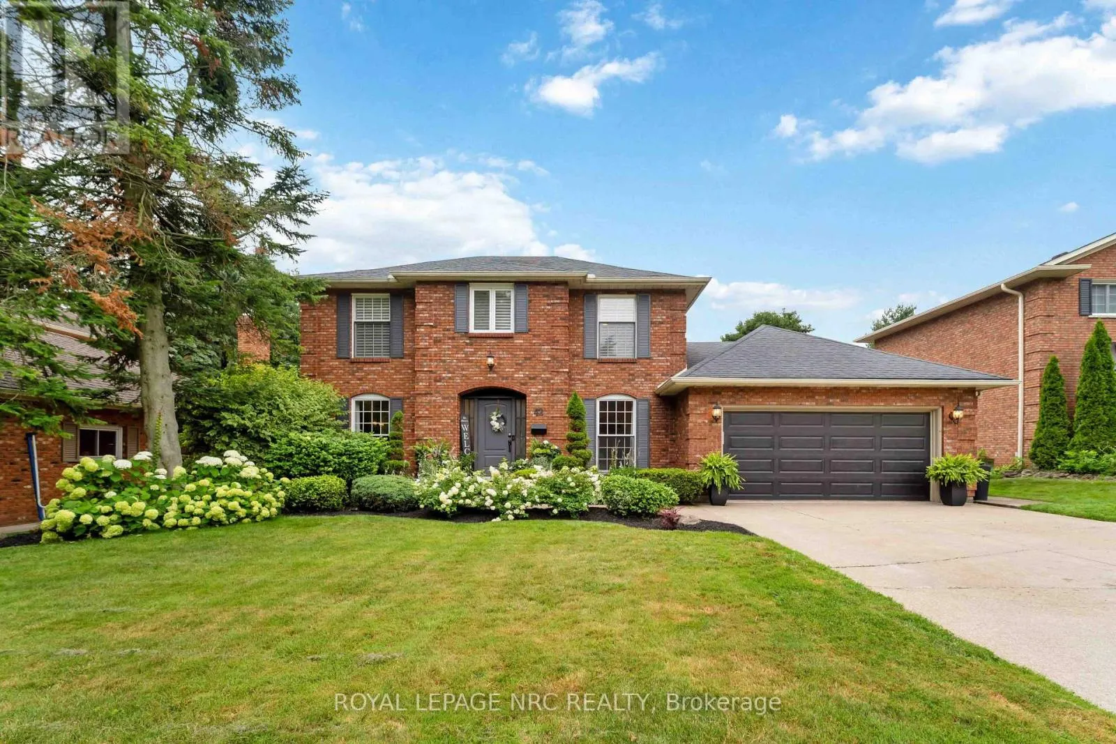 42 FORESTHILL CRESCENT