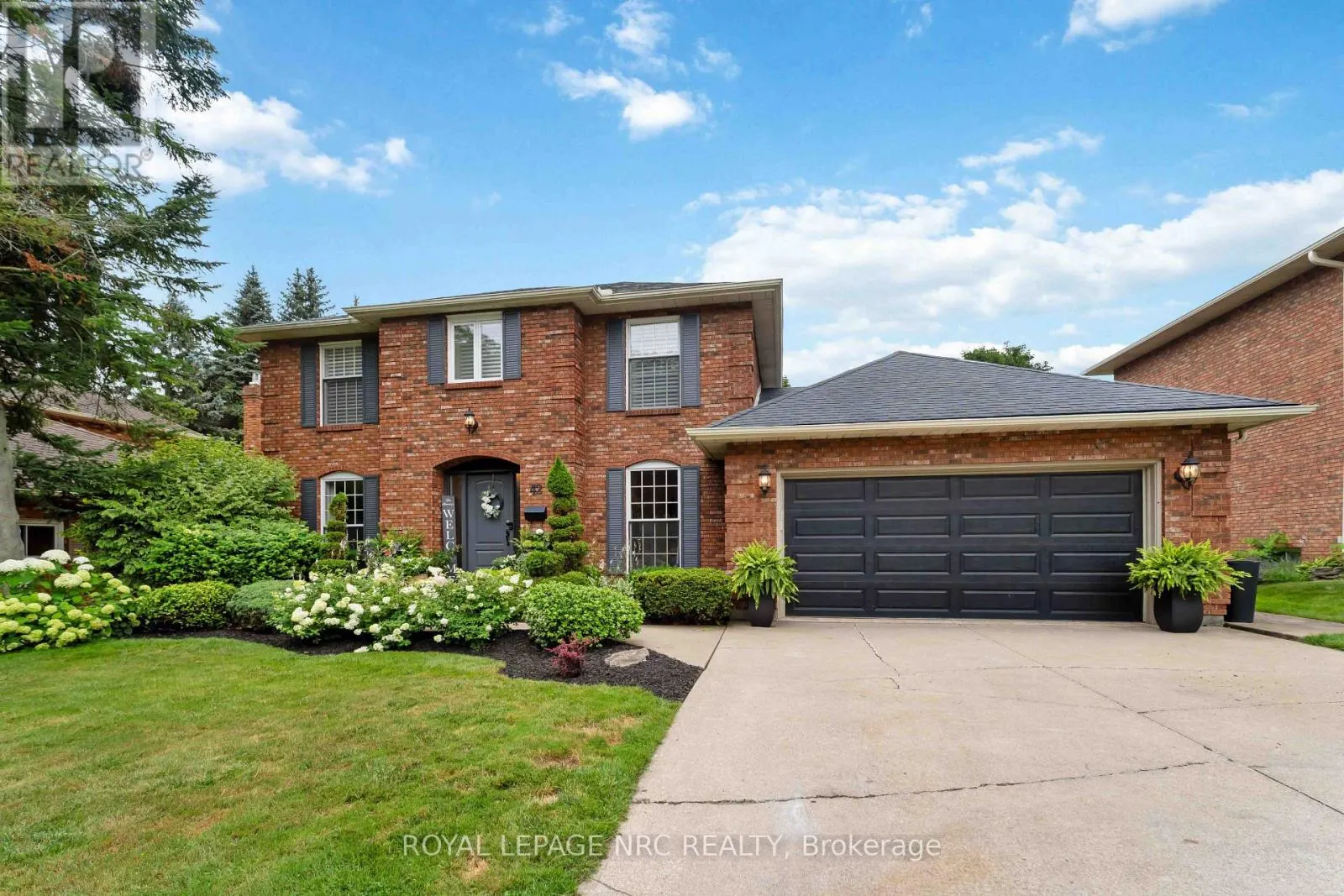 42 FORESTHILL CRESCENT