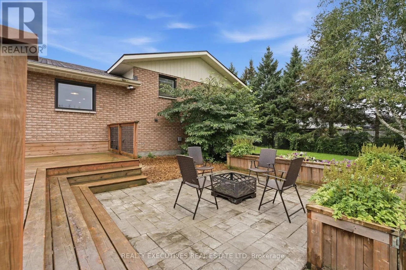 25 CRYSLER STATION ROAD