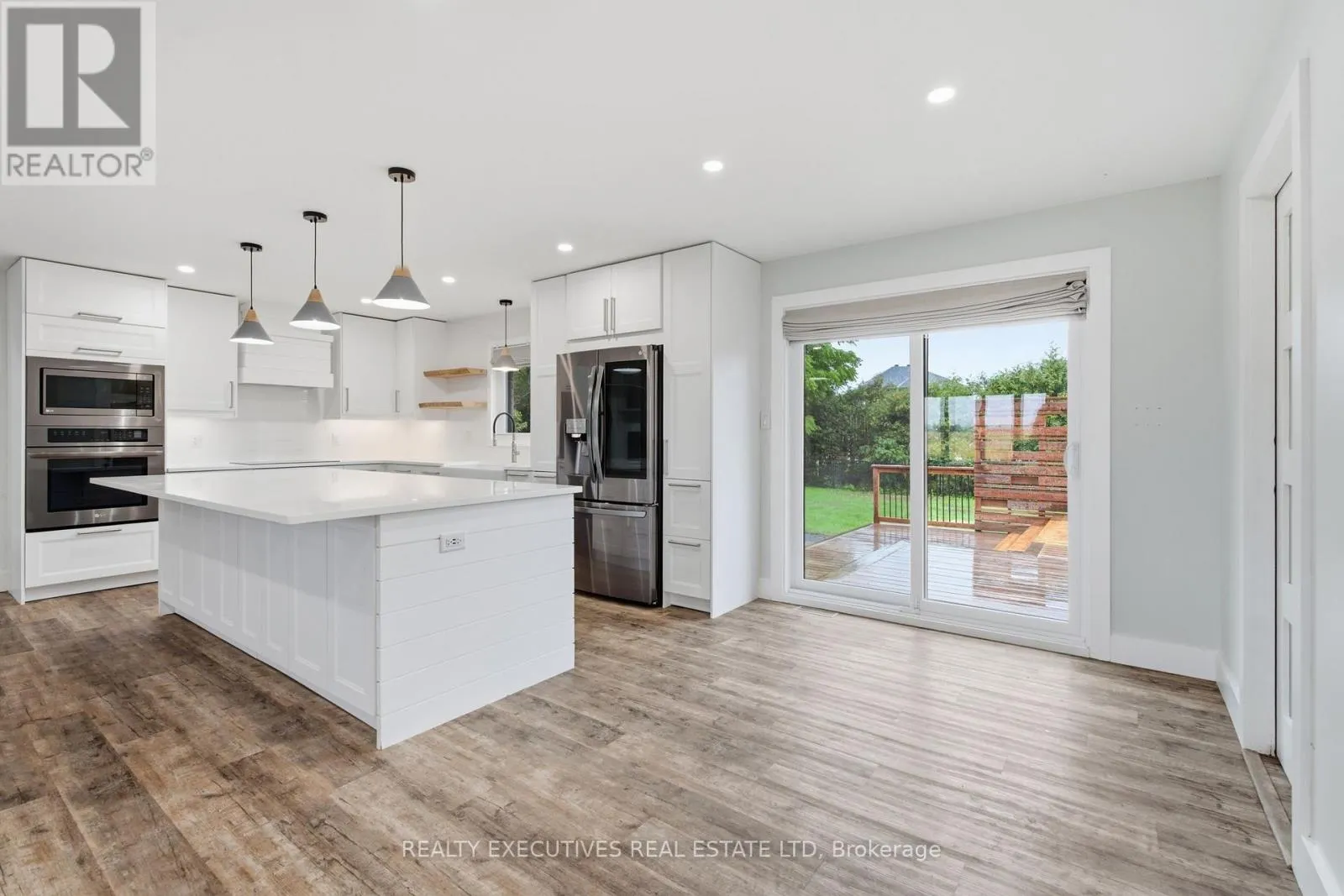 25 CRYSLER STATION ROAD