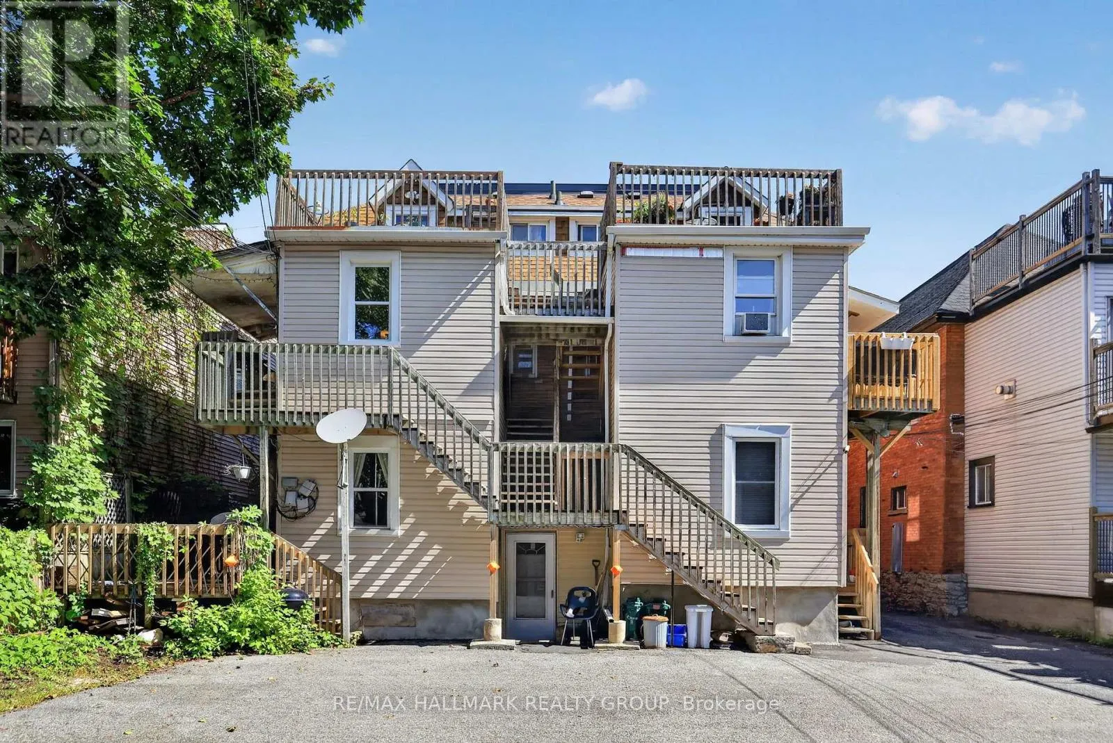 124-126 IRVING AVENUE