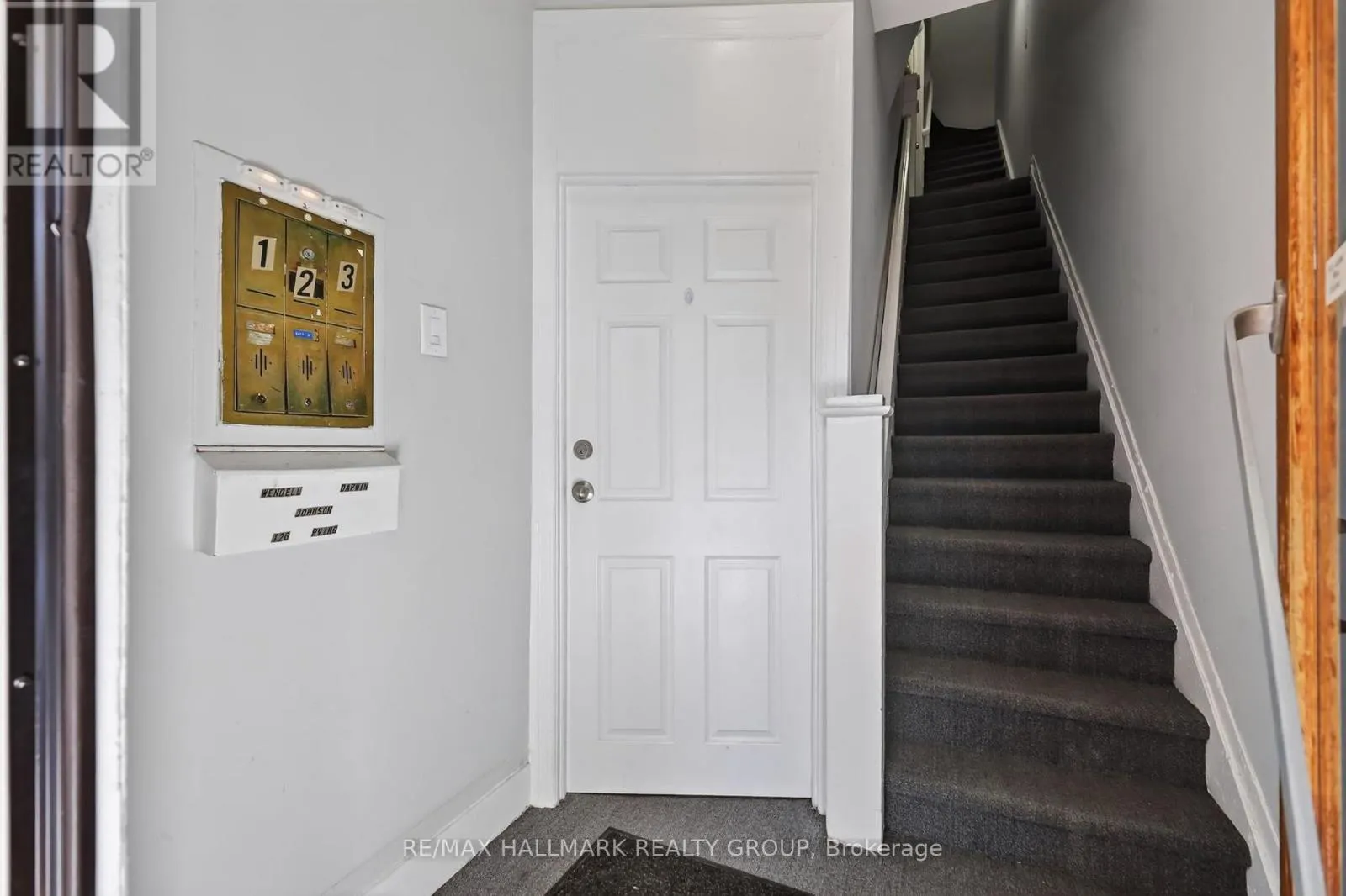 124-126 IRVING AVENUE