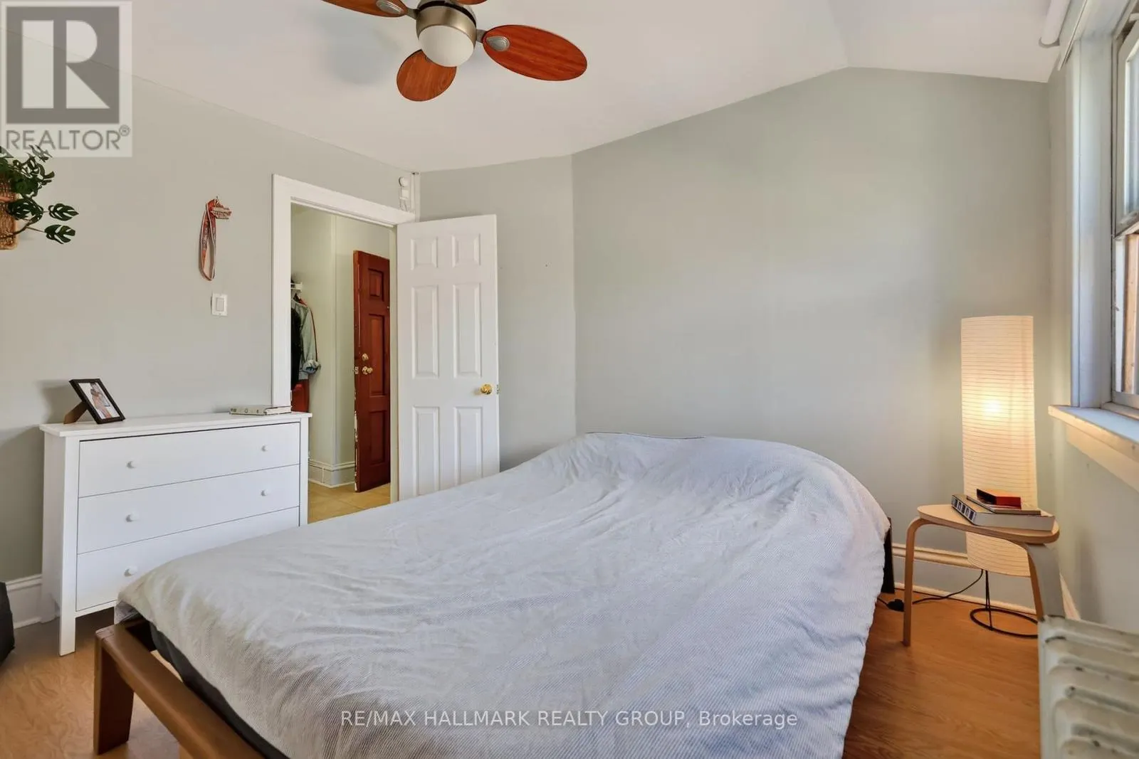 124-126 IRVING AVENUE