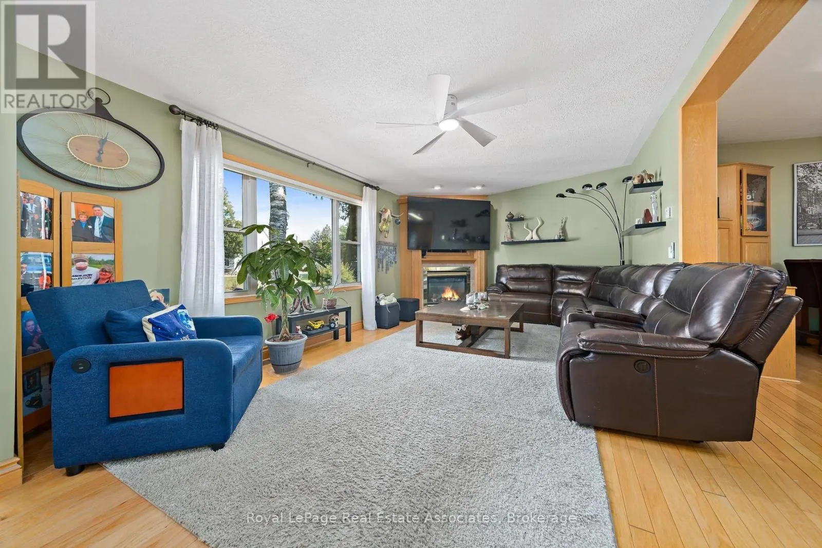 48 LAKESHORE DRIVE