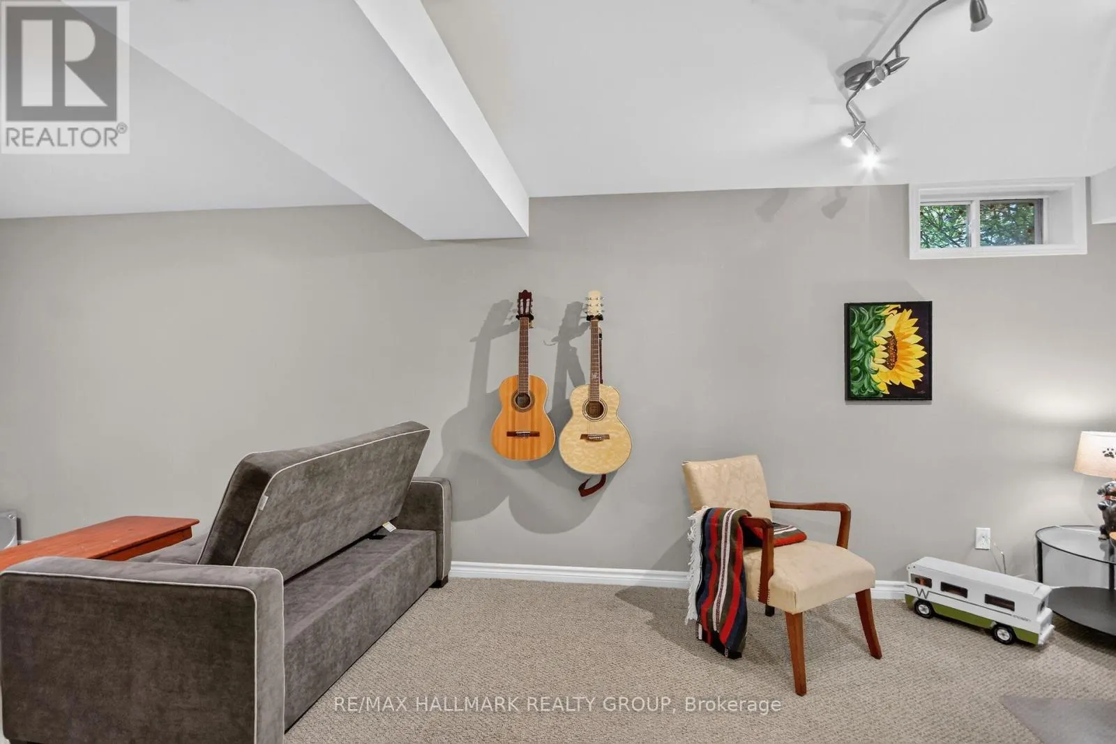 133 FAIRLOP WAY