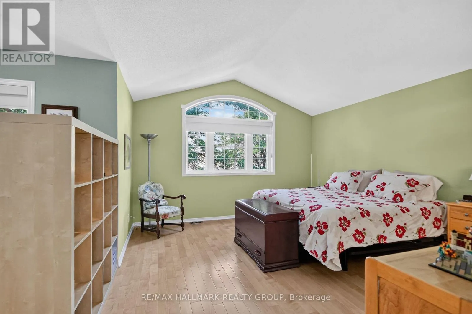133 FAIRLOP WAY