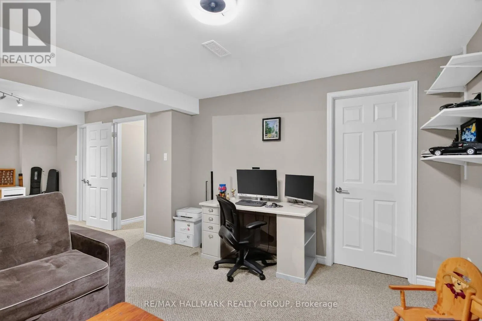 133 FAIRLOP WAY