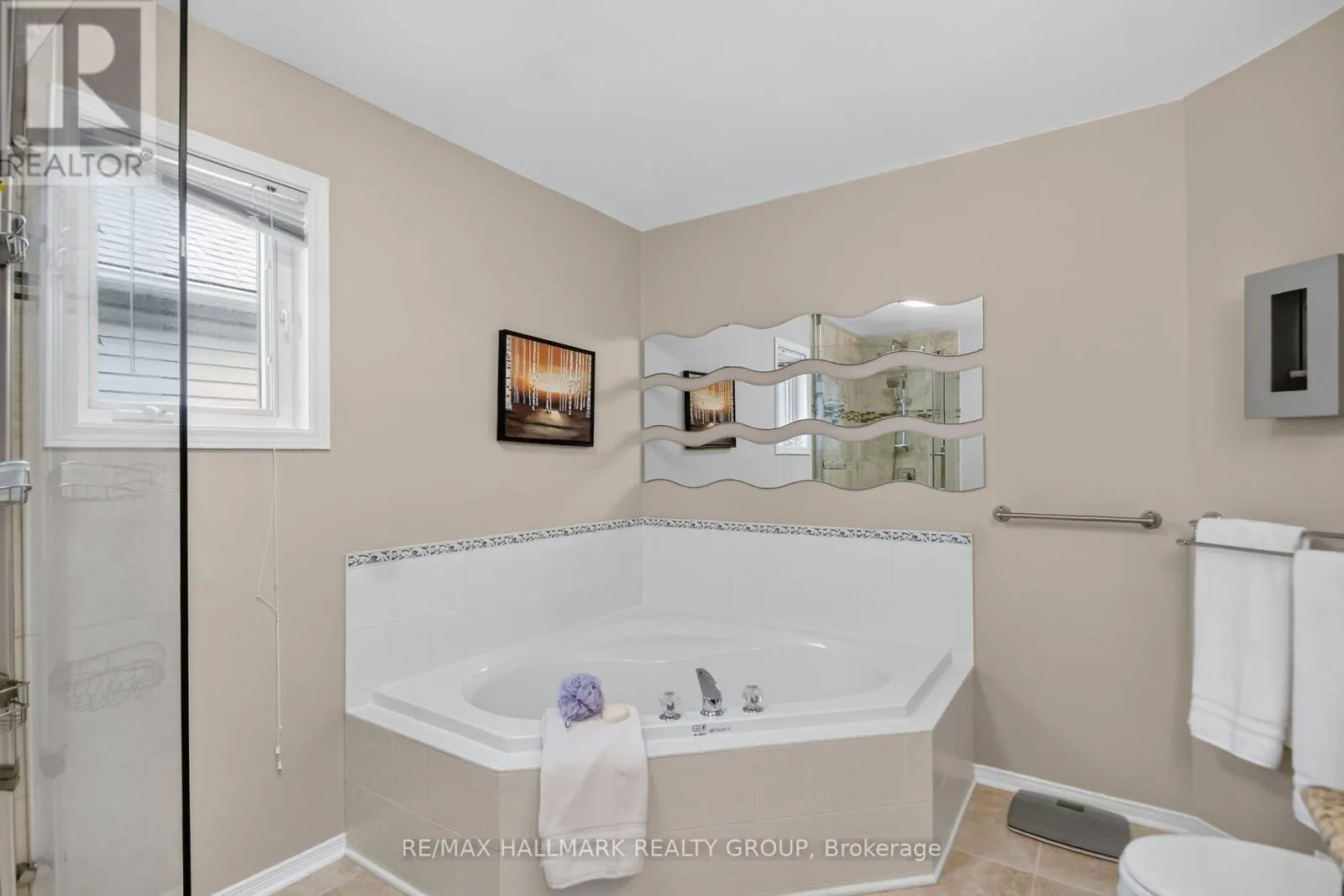 133 FAIRLOP WAY