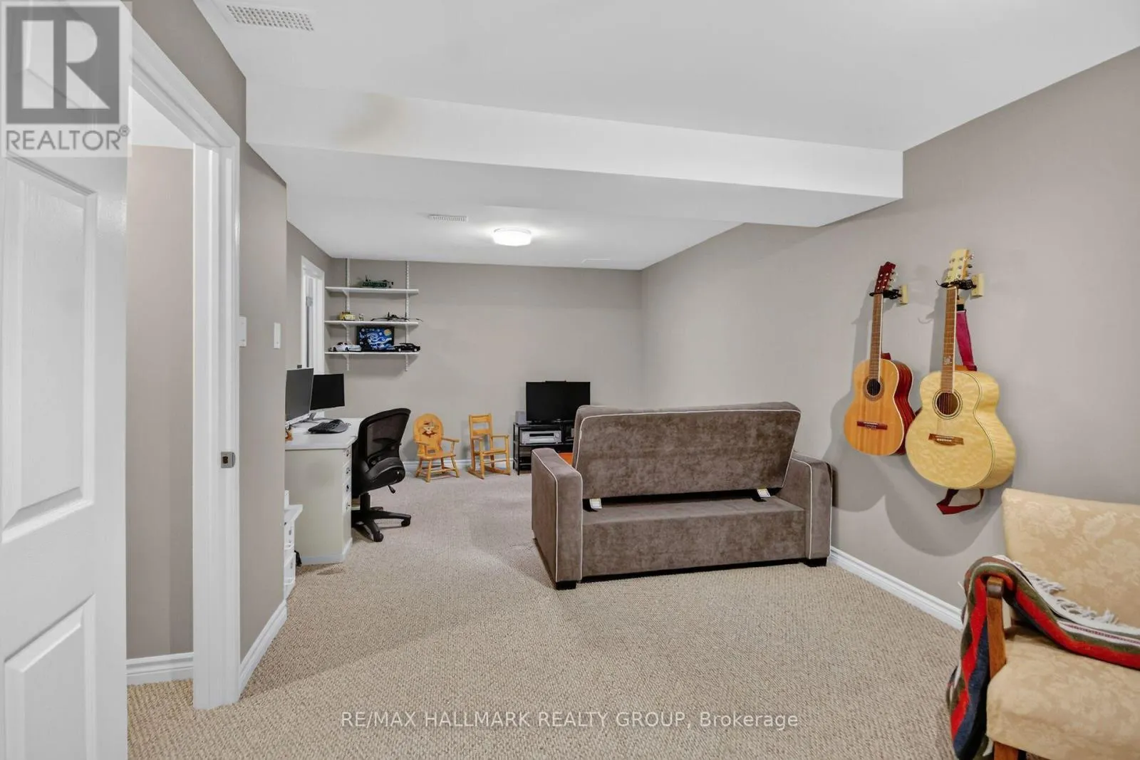 133 FAIRLOP WAY