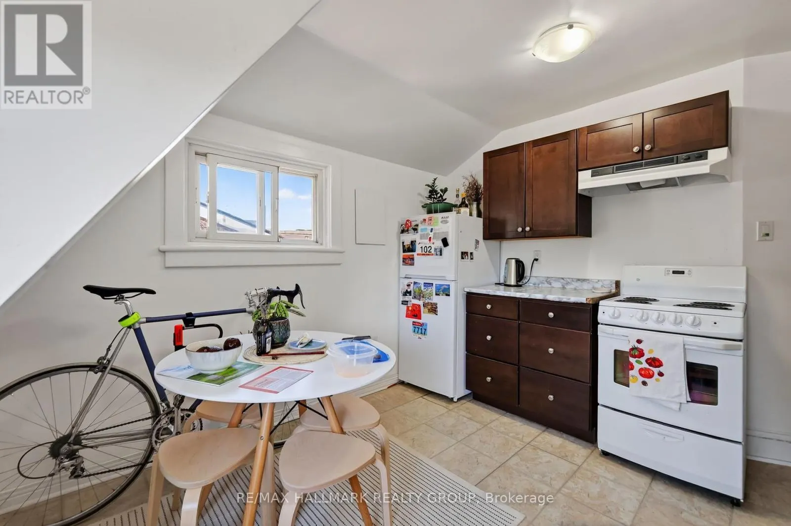 124-126 IRVING AVENUE