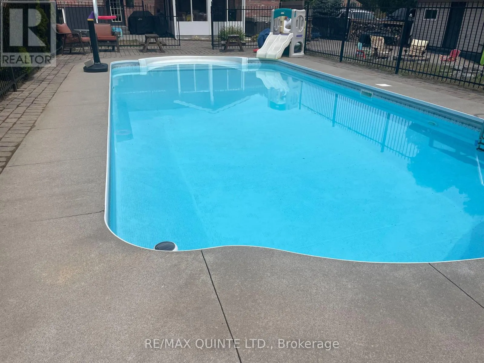 65 GLENBURNIE DRIVE